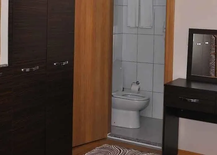 Apartmanhotel Emsa Maltepedeki Eviniz